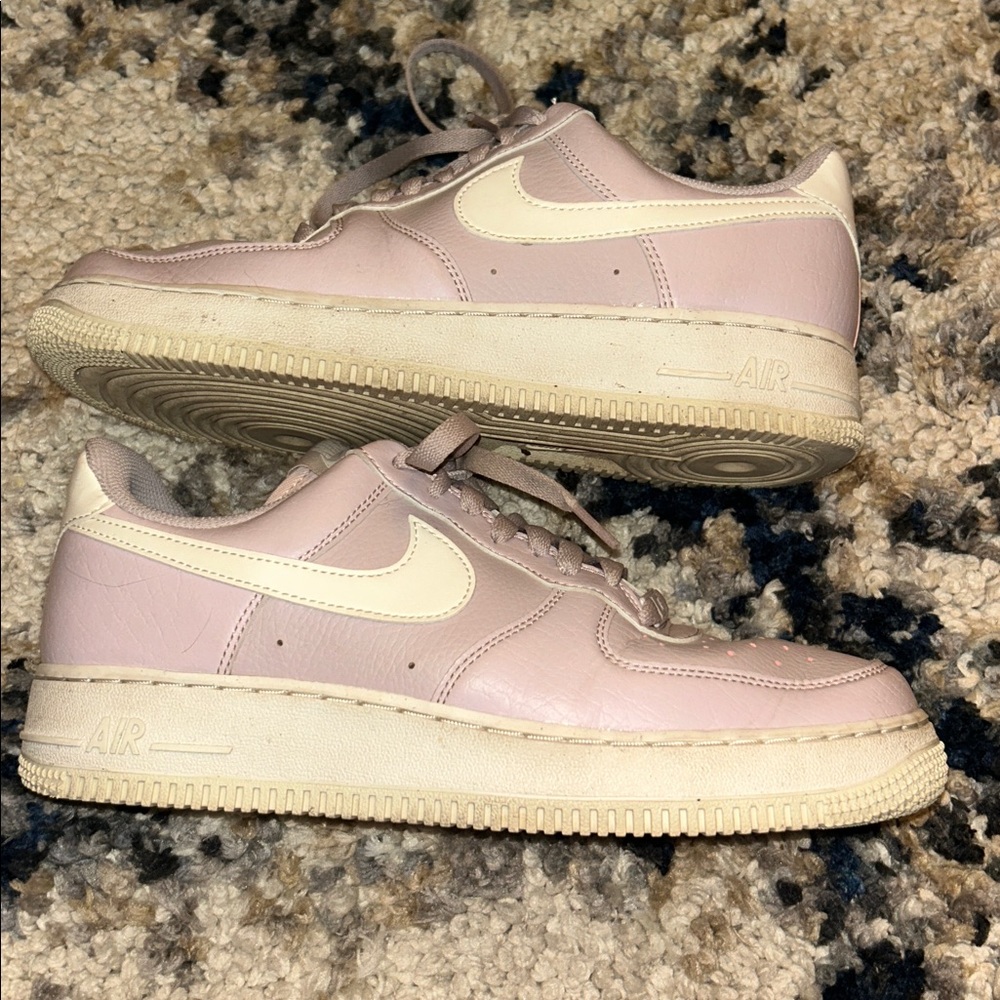 Nike Women's size 9 pink airforces- worn once